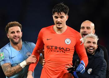 رسمي ا حارس مانشستر سيتي ينتقل إلى الشامبيونشيب