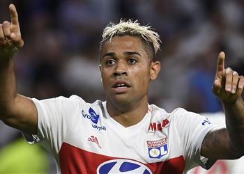 ريال مدريد يعرض خدمات ماريانو دياز على آرسنال