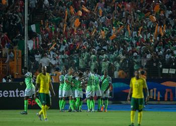فيديو نيجيريا تسجل هدف ا قاتل ا في شباك جنوب إفريقيا بربع نهائي أمم إفريقيا