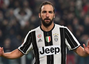 وست هام يريد إعادة هيجواين إلى الدوري الإنجليزي