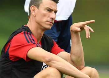 آرسنال يصدر بيانا رسميا يستنكر فيه رفض كوسيلني السفر مع الفريق