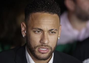 تقارير ظهور تليفزيوني استثنائي لنيمار غدا لكشف حقائق انتقاله إلى برشلونة