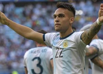 وكيل مارتينيز يؤكد اهتمام برشلونة