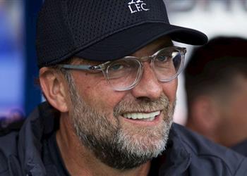 كلوب رد ا على صحفي الصفقات الجديدة جلبناهم أنت لا تراهم