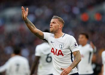 تقارير روما يقترب من ضم ألديرفيرلد وتوتنهام لا يمانع