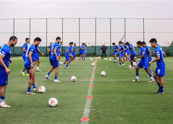 مران الأهلي لاسارتي يدرب اللاعبين على فترتين وجلسات استشفائية بمعسكر إسبانيا