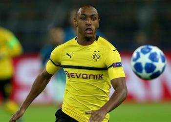 باريس سان جيرمان يقترب من ضم ظهير بوروسيا دورتموند