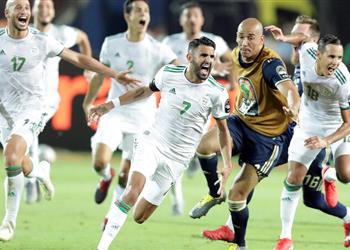 الصحافة العالمية نهائي الجزائر والسنغال محرز يسطع في الثانية الأخيرة بركلة حرة على طريقة ميسي