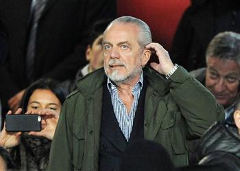 رئيس نابولي يثير غضب ريال مدريد