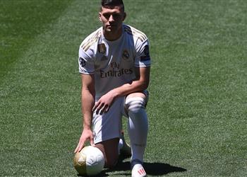 لوكا يوفيتش كنت أحلم باللعب لريد ستار والآن أنا في النادي الأفضل بالعالم