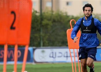 وكيل أحمد أيمن منصور يرد عبر بطولات على أنباء مفاوضات الأهلي معه