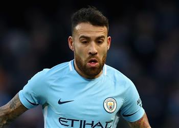 نيكولاس أوتامندي يريد العودة إلى فالنسيا