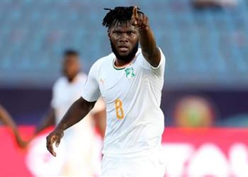 ميلان يحدد سعر بيع كيسيه بعد تألقه في أمم إفريقيا لتمويل صفقة بن ناصر