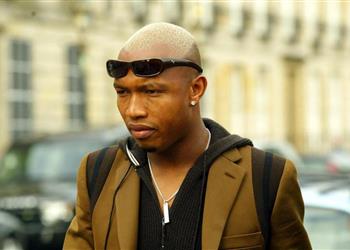 ضيوف أجيري تولى تدريب مصر من أجل الأموال فقط كيف تعاقدتم معه وتجاهلتم هؤلاء العظماء