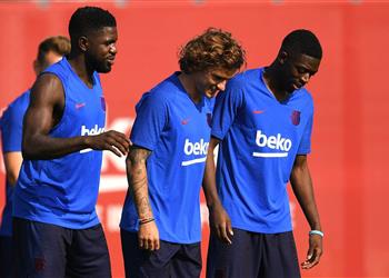 جريزمان يساهم في إقناع ديمبلي بالاستمرار مع برشلونة