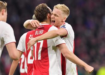 أياكس يفتح الباب لرحيل هدف ريال مدريد وبرشلونة في الميركاتو الصيفي