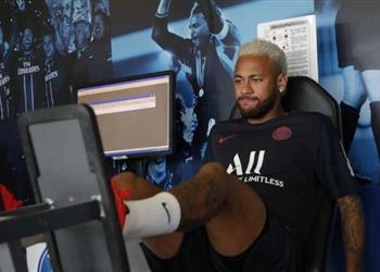 فرانس فوتبول تكشف توقعات الجماهير لمصير نيمار مع باريس سان جيرمان