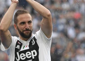 مدرب روما يغري هيجواين للرحيل عن يوفنتوس