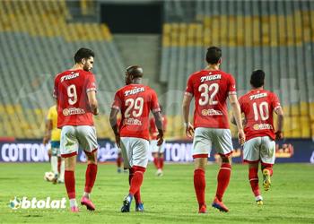 الأهلي يؤكد جاهزية صانع ألعابه لمباراة المقاولون في الدوري