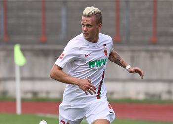 ليفربول ينافس برشلونة على ضم فيليب ماكس من أوجسبورج