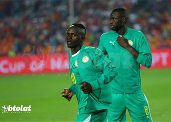 لاعب الجزائر السابق رياض محرز أفضل من ساديو ماني في كأس أمم إفريقيا