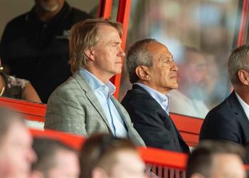 أستون فيلا ناصف ساويرس وشريكه الأمريكي أنقذانا من الإفلاس