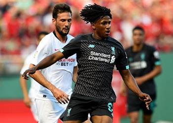 من هو ياسر لعروسي الذي أشعل المباراة الودية بين ليفربول وإشبيلية