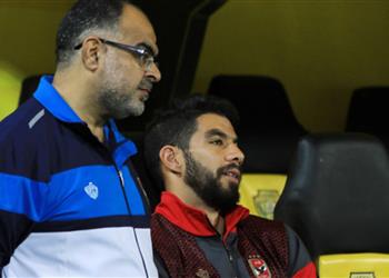 طبيب الأهلي يكشف لـ بطولات طبيعة إصابة عمار حمدي وموعد عودة إكرامي