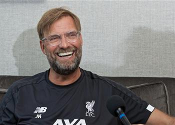 بالفيديو كلوب يتذكر ريمونتادا ليفربول ويسخر من برشلونة