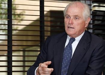 رئيس ريال مدريد السابق بيريز لا يريد الاعتراف بخطئه في أزمة زيدان وبيل