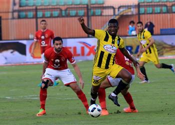 موعد والقنوات الناقلة لمباراة الأهلي والمقاولون العرب اليوم في الدوري المصري