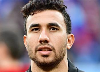 أحمد حسن يهنيء تريزيجيه على انضمامه لأستون فيلا