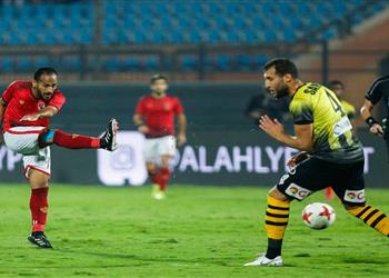 تعرف على حكم مباراة الأهلي والمقاولون في الدوري