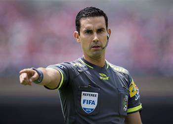 مصدر لـ بطولات حكم مكسيكي الأقرب لإدارة مباراة الأهلي والزمالك