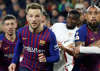 برشلونة يفتح الباب أمام رحيل نجمي الفريق