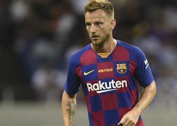 راكيتيتش يتمسك بالبقاء في برشلونة