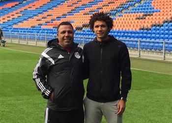 والد محمد النني يكشف تفاصيل العثور على جثة مجهولة داخل منزله وموقفه من مغادرة آرسنال