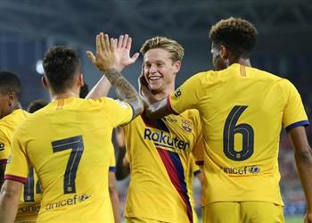 فيديو ث نائية كارليس بيريز تقود برشلونة لفوز ودي على فيسيل كوبي