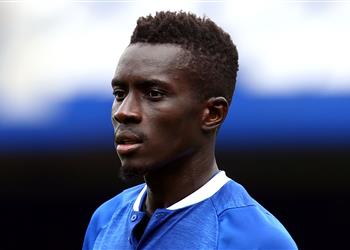 مدرب إيفرتون ينفي التوصل لاتفاق نهائي مع باريس سان جيرمان بشأن صفقة إدريسا جاي