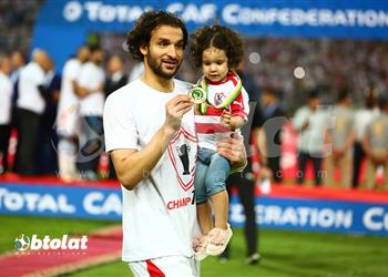 اصابة محمود علاء في مباراة الأهلي والزمالك