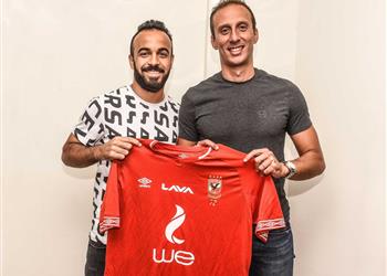 رسمي ا الأهلي يعلن ضم قفشة لمدة خمس سنوات