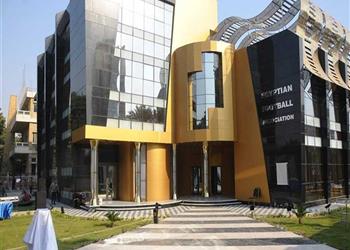 بعدما خطط لها مجلس أبو ريدة اتحاد الكرة يشكل لجنة طبية ويستقر على رئيسها