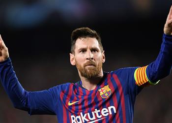 بعد نهاية عطلته الصيفية صورة ميسي يعود لبرشلونة استعداد ا للموسم الجديد