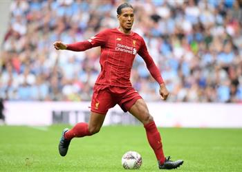 فيديو لأول مرة بعد 65 مباراة فان دايك يتعرض للمراوغة على يد جابريل خيسوس