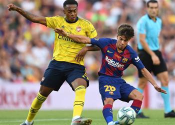 بعد الخسارة أمام برشلونة جماهير آرسنال تهاجم ثلاثي الفريق وتطالب الإدارة ببيعهم