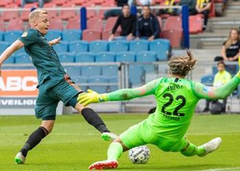 ABC ريال مدريد يحسم صفقة فان دي بيك