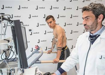 لن ينضم لمانشستر يونايتد فيديو ديبالا يصل إلى تورينو ويخضع للفحص الطبي مع يوفنتوس