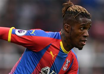 أمام أنظار آرسنال كريستال بالاس يرفض عرض ا جديد ا من إيفرتون لشراء ويلفريد زاها