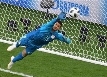 تقرير إنجليزي ليفربول حاول ضم محمد الشناوي قبل التعاقد مع حارس وست هام