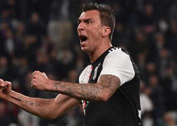 سكاي مانشستر يونايتد يتخذ قرار ا جديد ا بشأن صفقة ماندزوكيتش